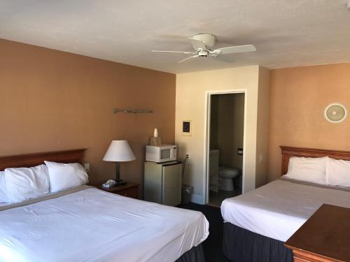 Room image 4